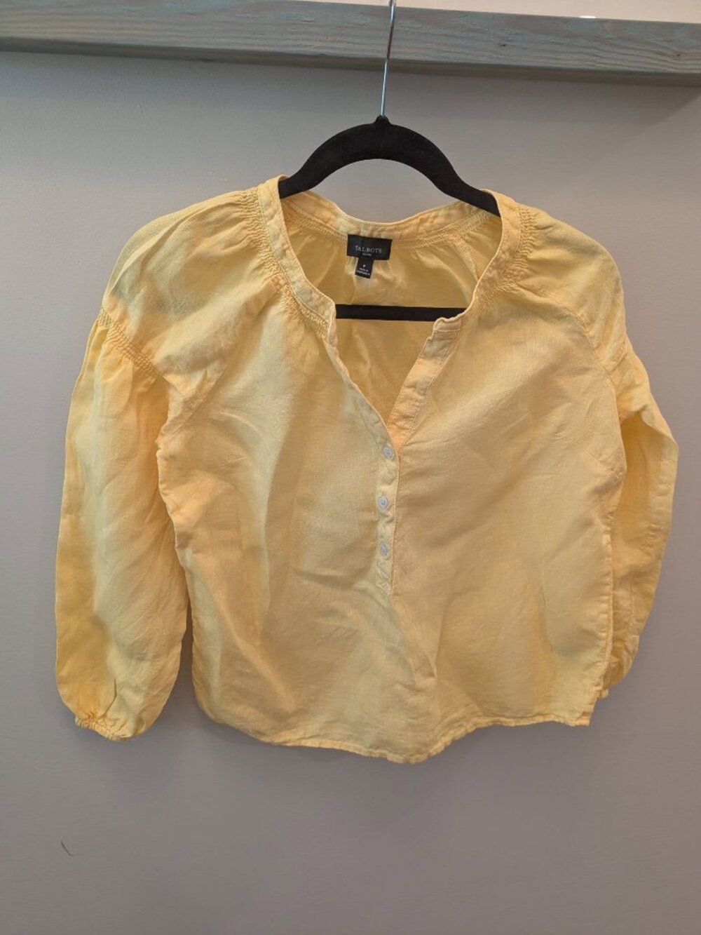 S Petites Talbots yellow 100% linen long sleeve blouse smocking elastic cuff